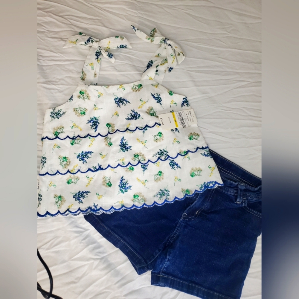 New with tags take top with jean shorts. ENTIRE OUTFIT!